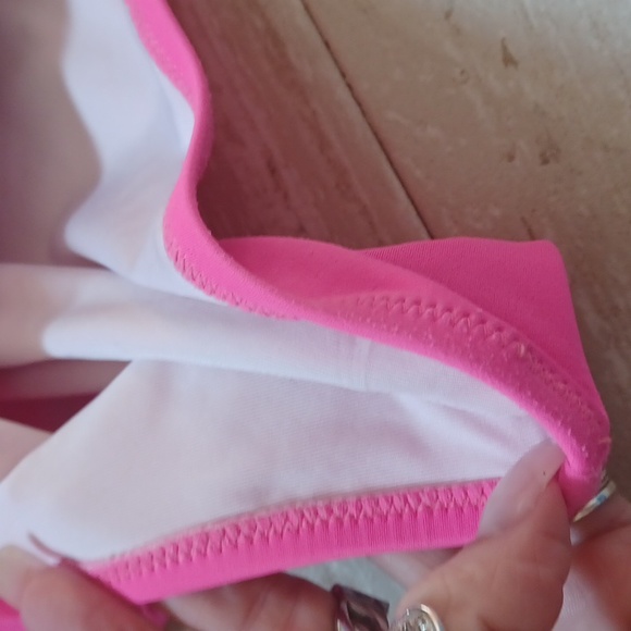 Stunning Tommy Hilfiger Perfectly Pink Zipper Front Bathing Suit - Picture 3 of 9